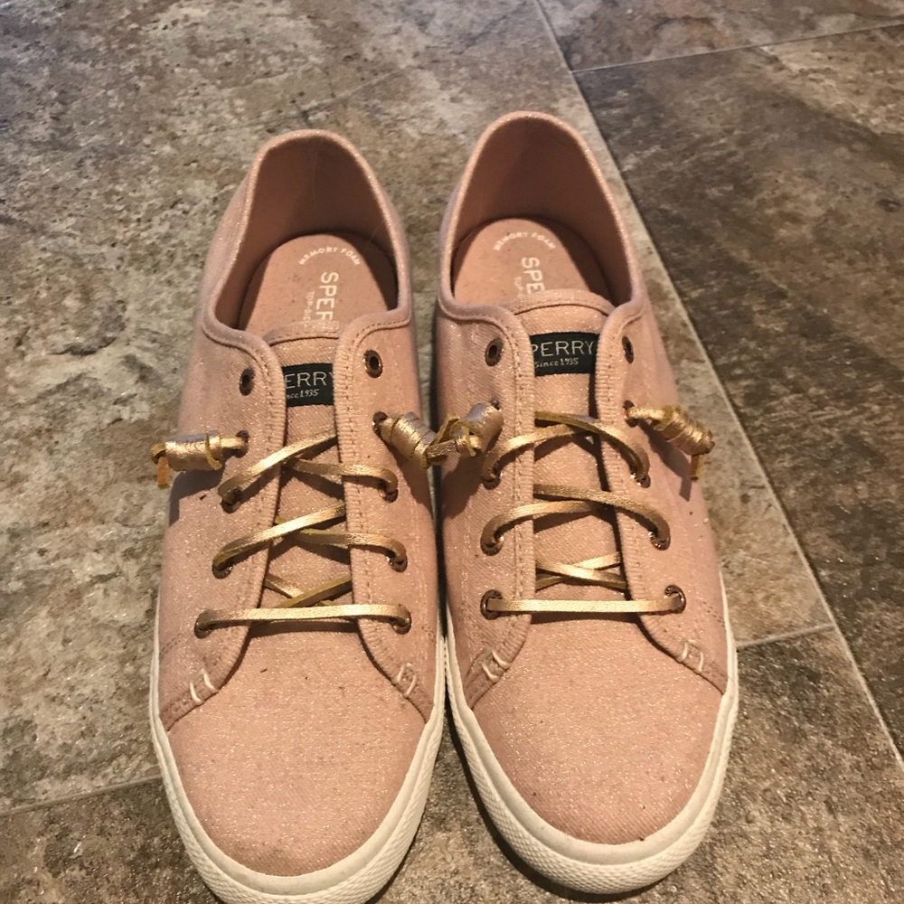 Women’s Sperry Shoes